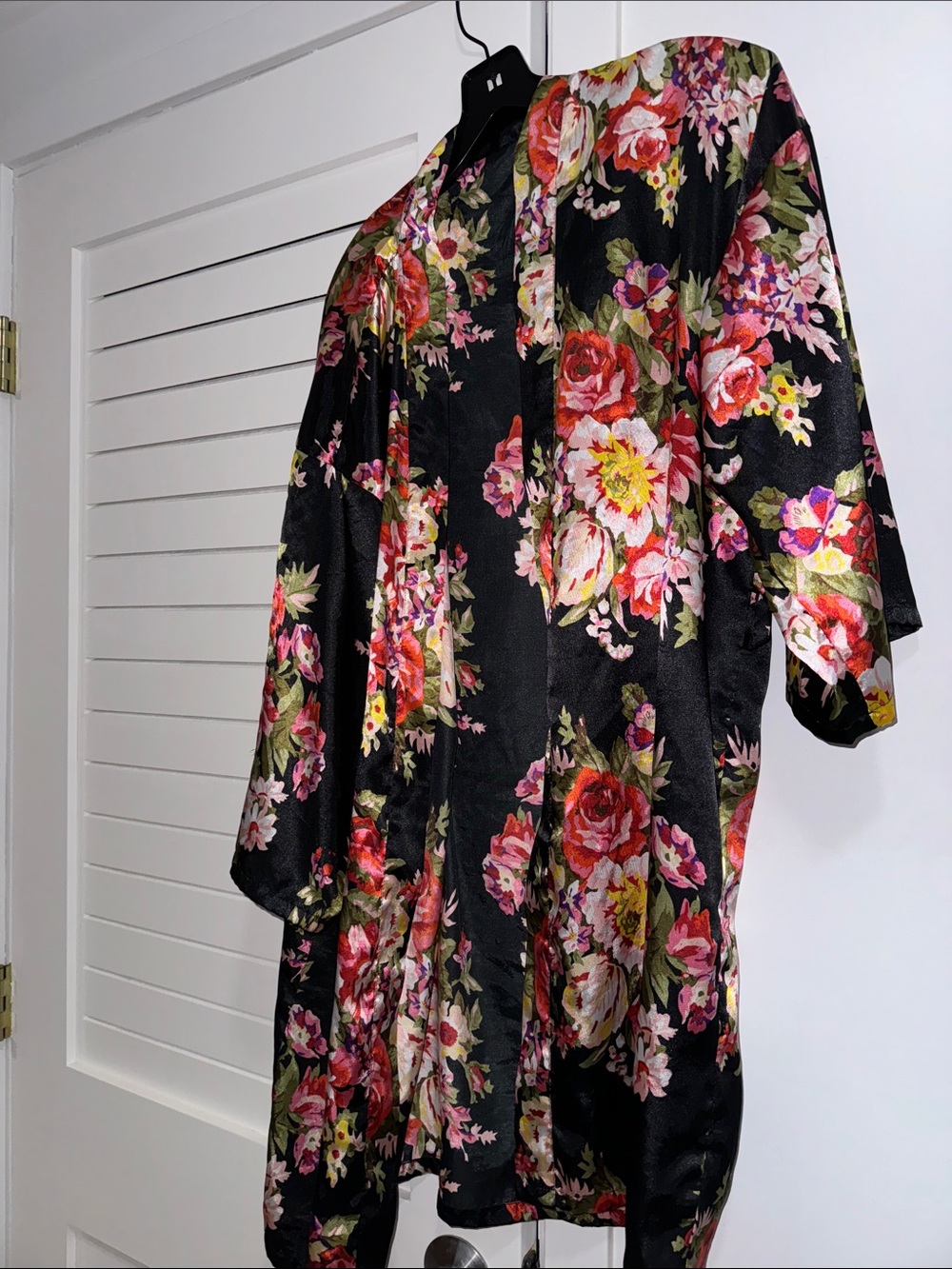 Women's silk Black Floral Kimono robe